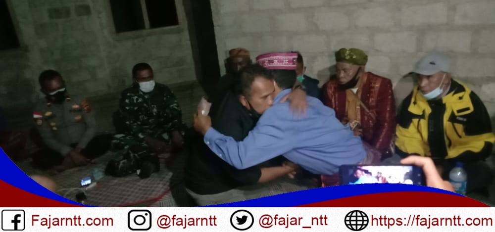 https://fajarntt.com/2021/04/01/gelar-ritus-wunis-peheng-aparat-hukum-dan-korban-berdamai-di-siri-mese/