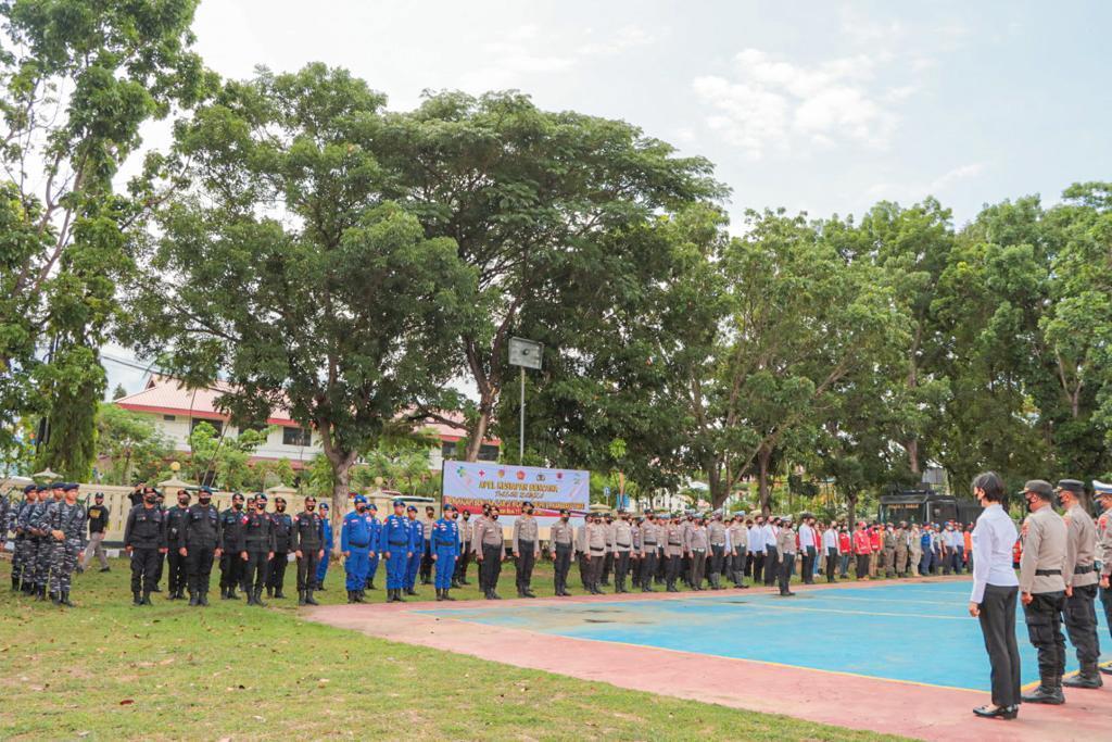 https://fajarntt.com/2022/11/29/sinergitas-tni-polri-dan-pemerintah-daerah-gelar-apel-siaga-bencana/ sinergitas