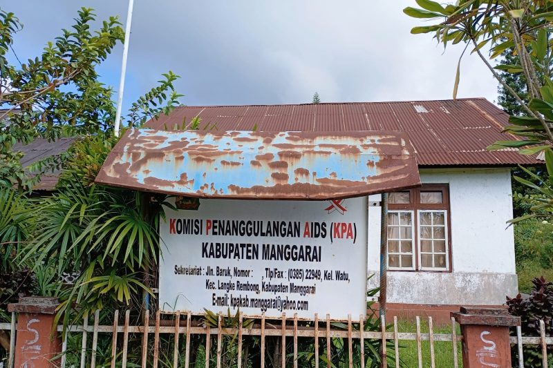 Kosmas Takung