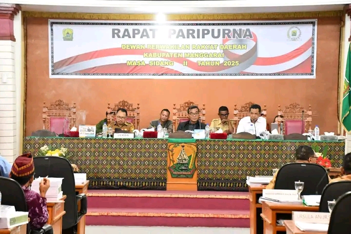 DPRD Kabupaten Manggarai menggelar rapat pembahasan Nota Keuangan Tahun Anggaran 2024 bersama seluruh Organisasi Perangkat Daerah (OPD), Senin (7/7/2025).