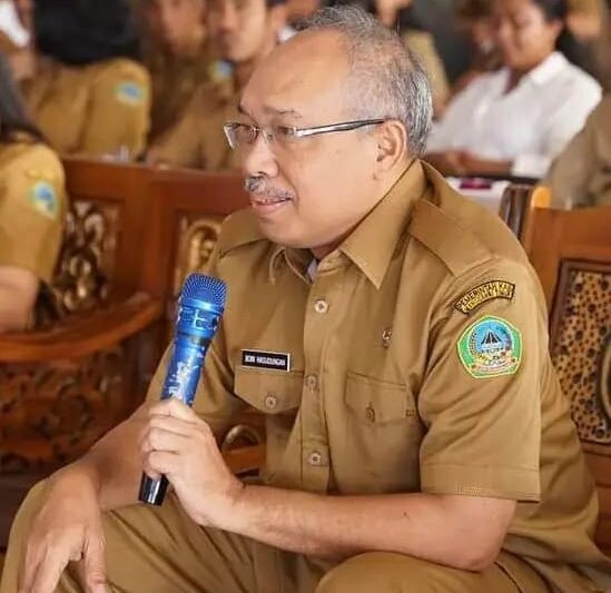 Sekretaris Daerah (Sekda) Manggarai Timur, Boni Hasudungan Siregar. (Dok. Fajar NTT)