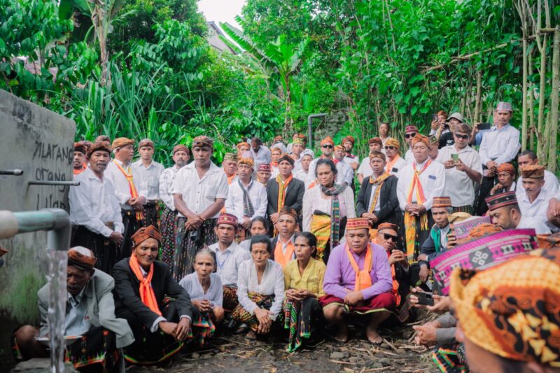 Masyarakat adat Gendang Curu menggelar acara penti weki peso beo (Dok. Fajar NTT)